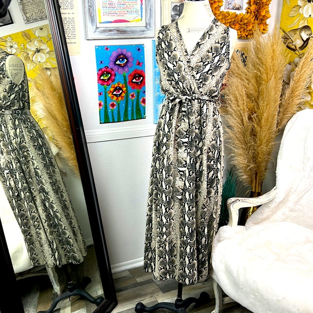 Adele Altman Midi Dress Animal Print XS Sleeveless Lightweight Belted